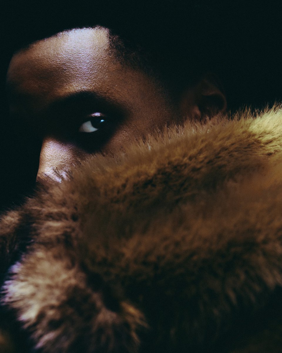 How You Finna Switch Up Now 🔊 <a href="/RoyWoods/">ROY WOOD$</a> 

ovo-roywoods.ffm.to/darknights