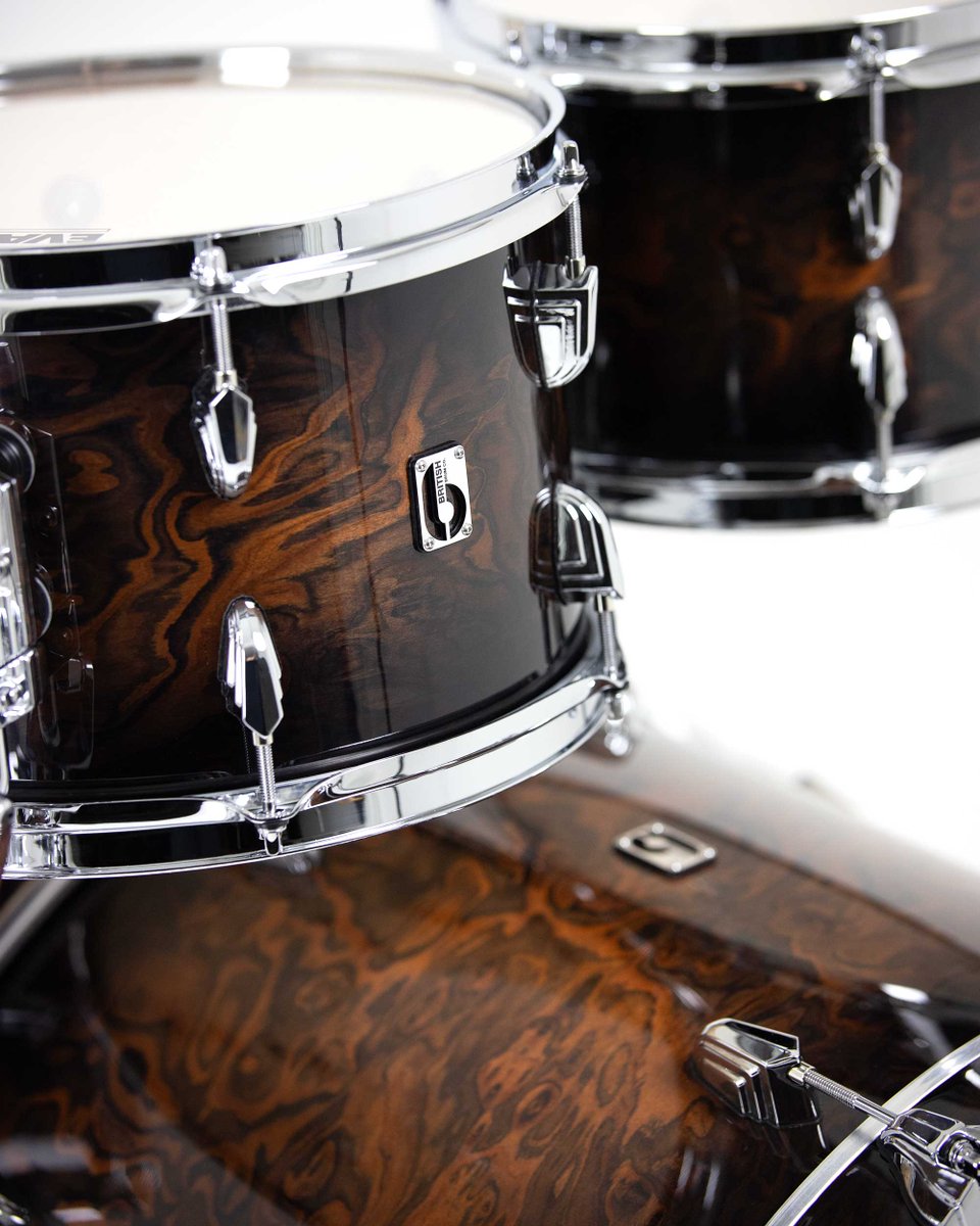 britishdrumco's tweet image. Windsor Dark in High Gloss Lacquer 🌟

Polished to perfection 💫

#windsor #madeinbritain #drumsetup #drumkit
