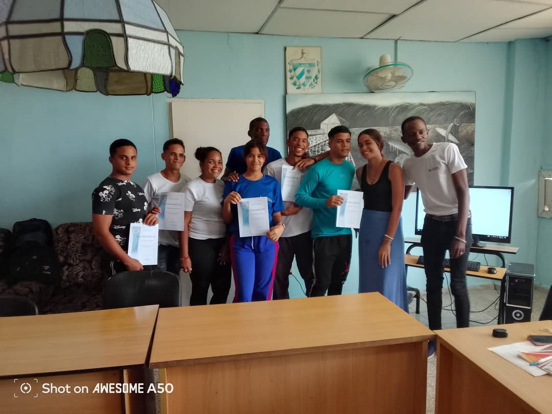 Yamailita's tweet photo. Continúan los Post Congresos, desde donde soñamos la @feu_orientec de la Mambisa @UOCuba .

@FreiderSantana @IsraelCalderin @DianaSedalYanes https://t.co/g2aifbLEYZ