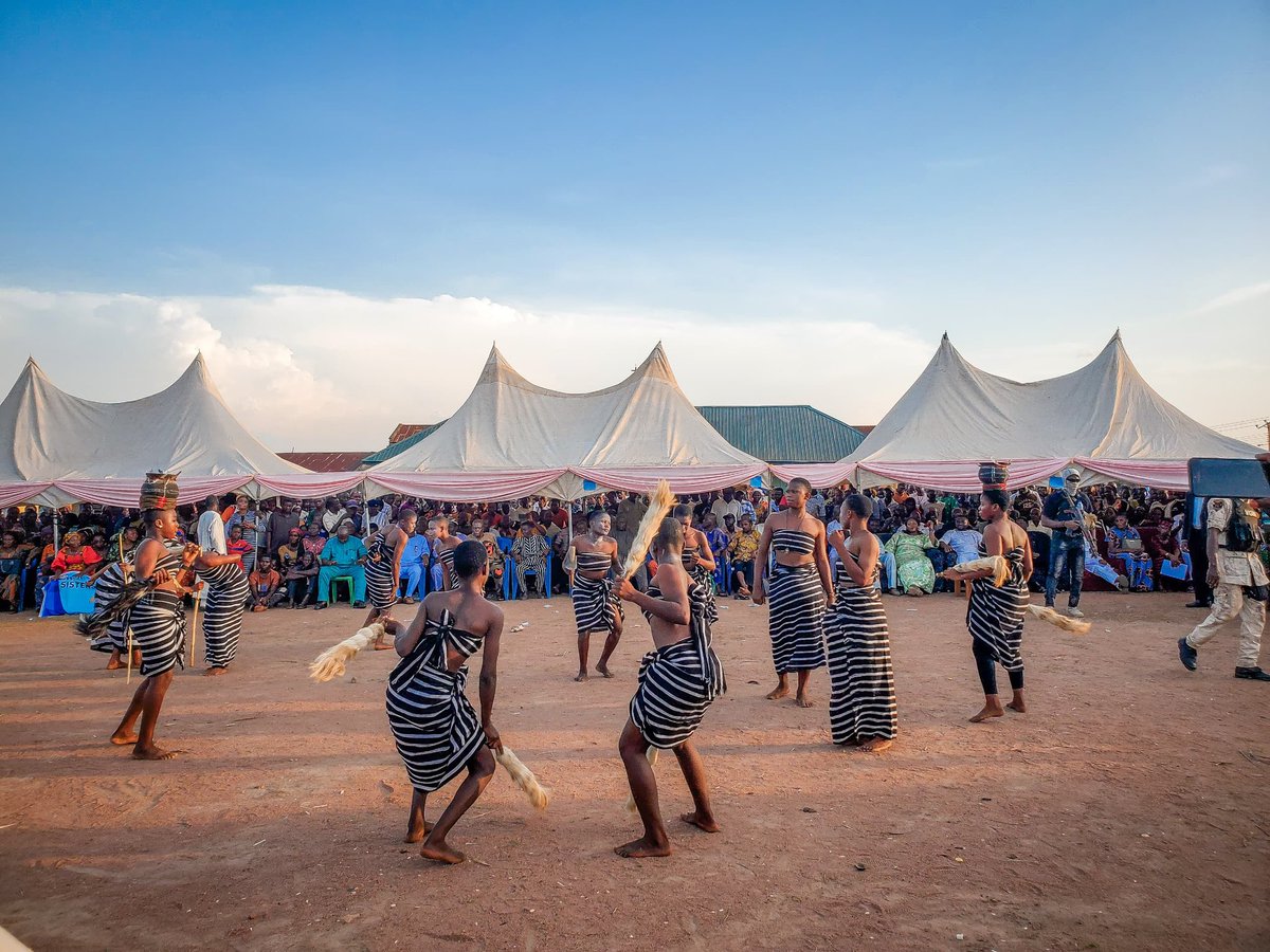 UnongoFidelis's tweet photo. Today we celebrate the rich tapestry of cultures that make our world vibrant and diverse.

In every drumbeat, dish, sway of our body to the rhythm, culture lives! 

Today, we honor the heartbeat of humanity.
 #WorldCulturalDay https://t.co/x9gGLtp7yW