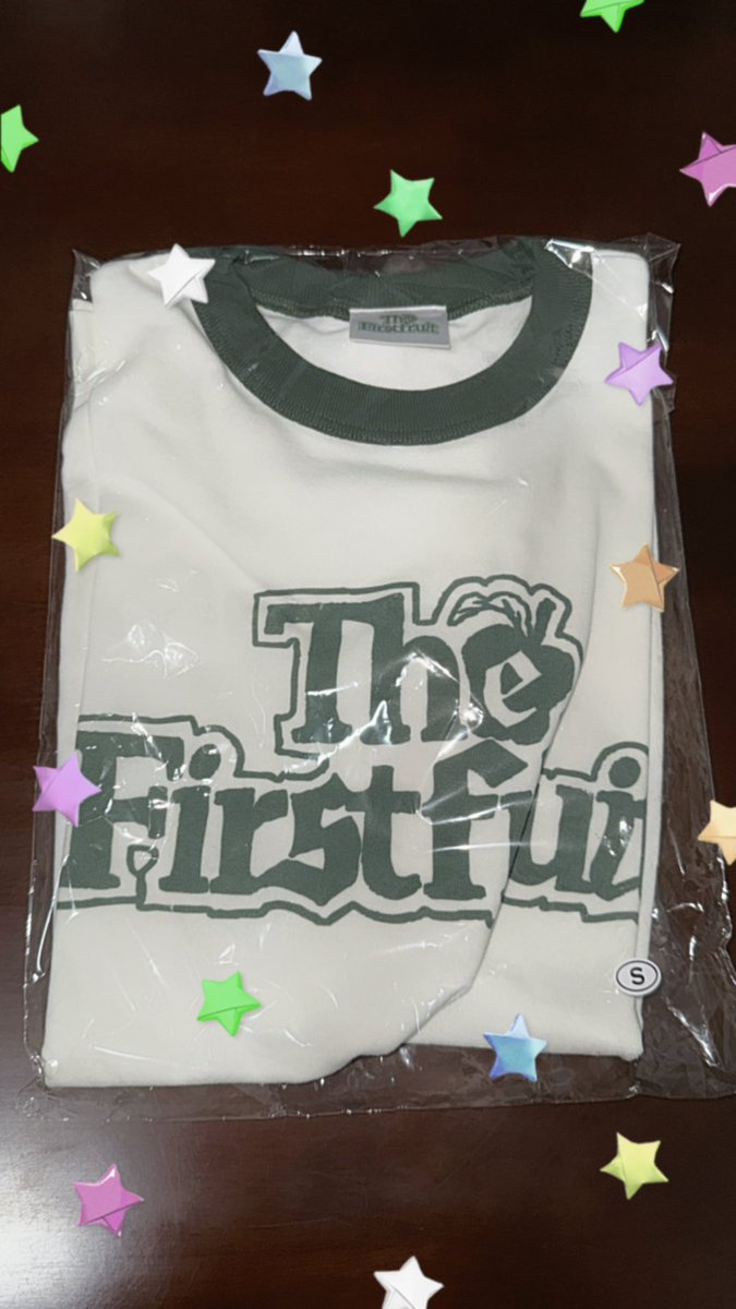tamp_swagger3's tweet photo. ได้รับเสื้อแล้วว ถึงเร็วปลอดภัย ขอบคุณมากค่าา 💘💘💘 #cloudnnxreview https://t.co/riLaBzkTLj