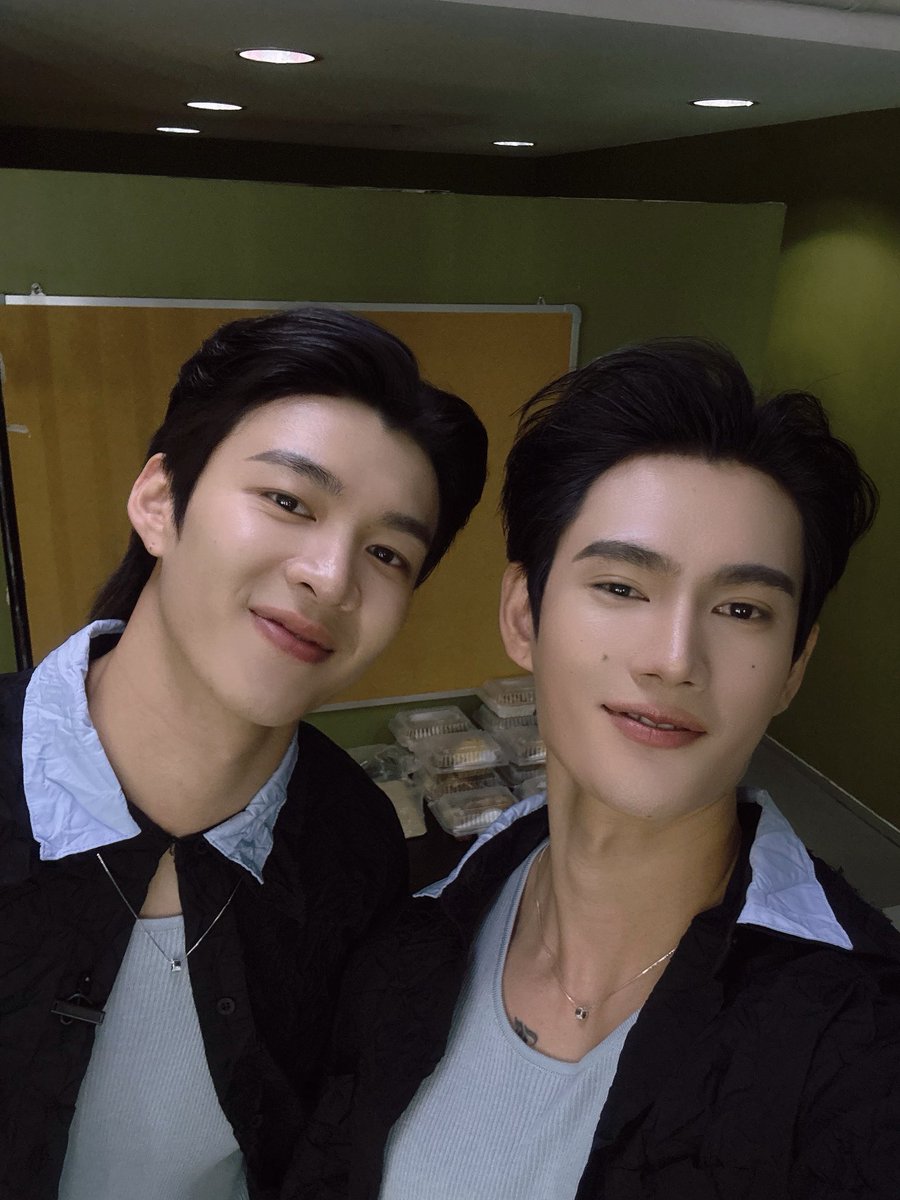 pavelphoom's tweet photo. @nichameen8 แฝด 55555 https://t.co/MR0v9UXZRI