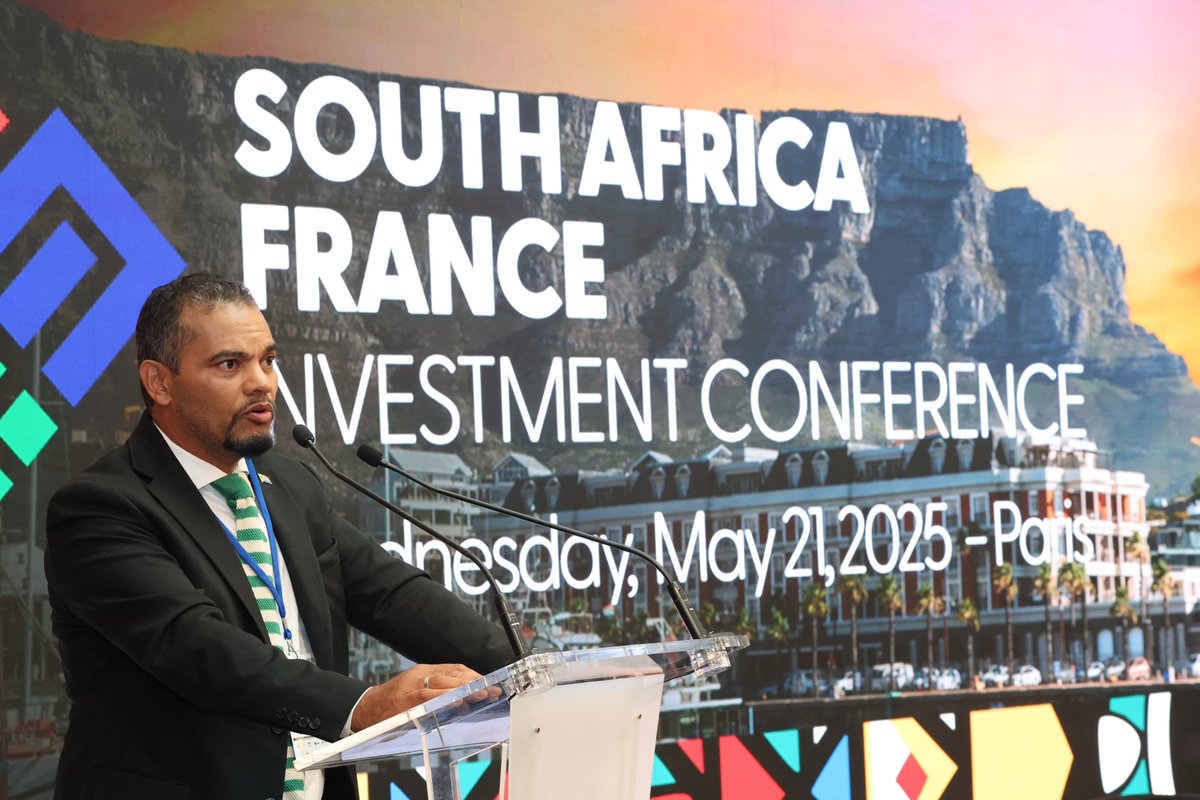 DIRCO_ZA's tweet photo. DM Botes noted that, building on the foundation of #SAFrance diplomatic relations, our objective today is to expand bilateral trade & investment links between the 2 countries, thereby unlocking significant opportunities in diverse sectors.
#SAFranceRelations
#InvestSouthAfrica https://t.co/aPGtTqlnpG