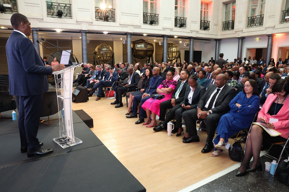 DIRCO_ZA's tweet photo. DM Botes noted that, building on the foundation of #SAFrance diplomatic relations, our objective today is to expand bilateral trade & investment links between the 2 countries, thereby unlocking significant opportunities in diverse sectors.
#SAFranceRelations
#InvestSouthAfrica https://t.co/aPGtTqlnpG