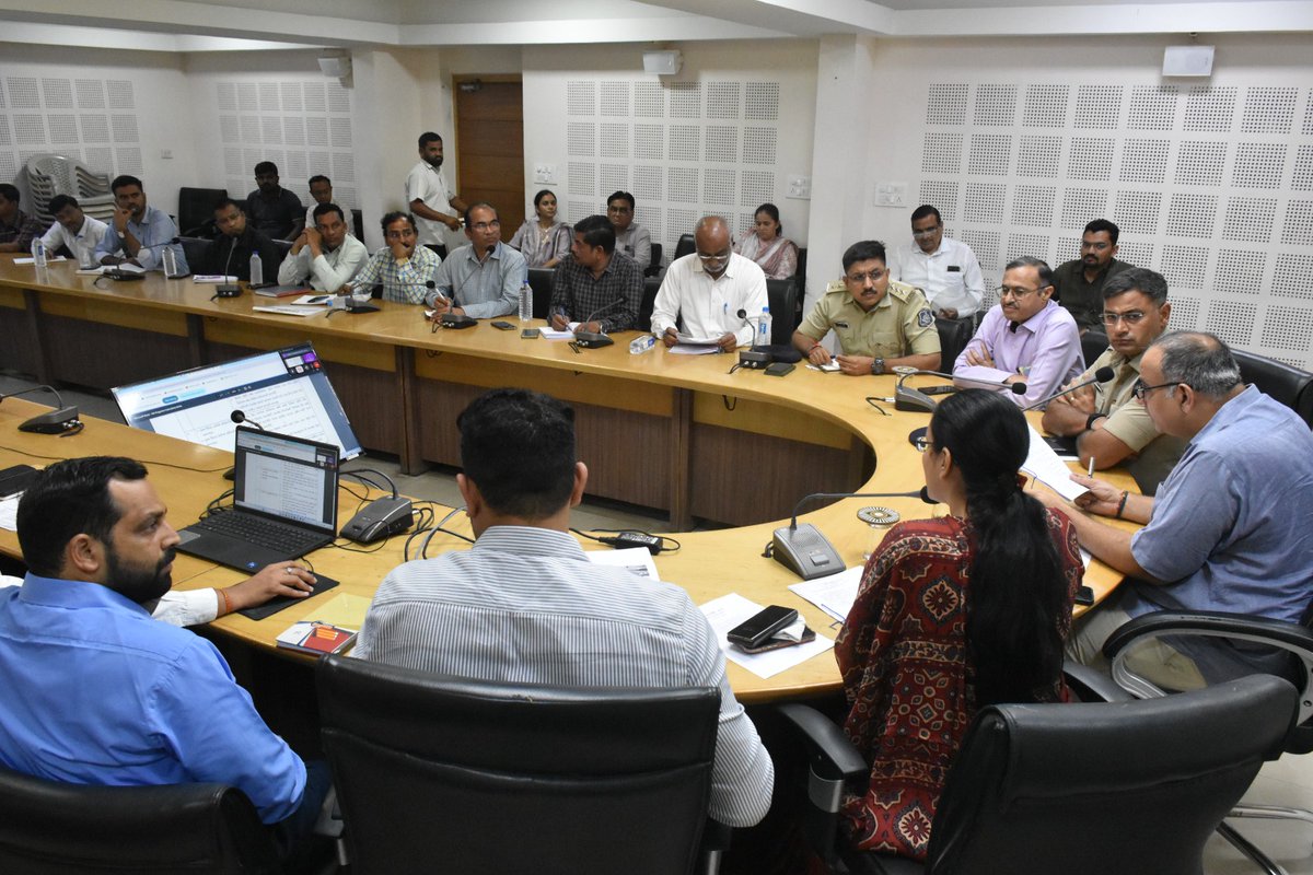 સાબરકાંઠા જિલ્લા  કલેકટરશ્રીની  અધ્યક્ષતામાં ધરોઈ એડવેન્ચર ફેસ્ટના ઉદઘાટનના સુચારૂ આયોજનની બેઠક યોજાઈ.

#DharoiAdventureFest
<a href="/cmoguj/">CMO Gujarat</a> <a href="/JayantiRavi/">Jayanti Ravi</a>
<a href="/revenuegujarat/">Revenue Dep. Gujarat</a>
<a href="/InfoGujarat/">Gujarat Information</a>