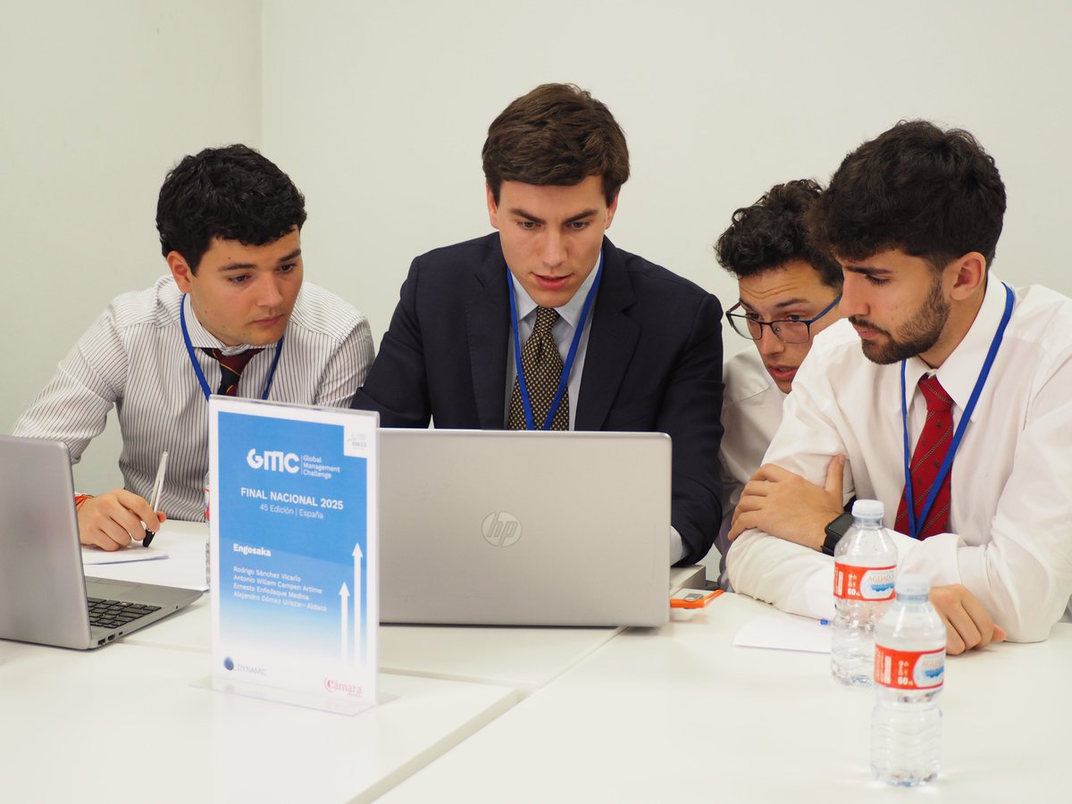GMC_Spain's tweet photo. @CamaradeMadrid Avanzamos a  la segunda decisión con una clasificación apretada, liderada por la empresa 'Cuarta Fila'. https://t.co/PhSU9g3YrR