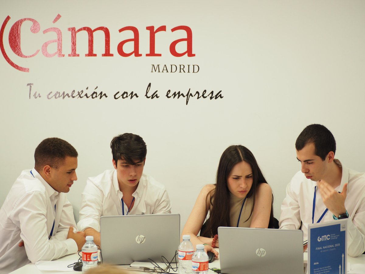 GMC_Spain's tweet photo. @CamaradeMadrid Avanzamos a  la segunda decisión con una clasificación apretada, liderada por la empresa 'Cuarta Fila'. https://t.co/PhSU9g3YrR