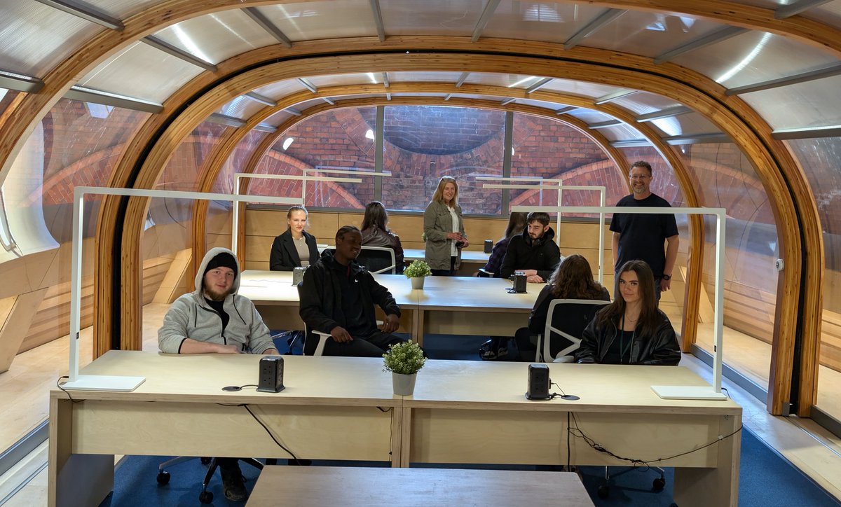 ashtonoldbaths's tweet image. We've just shown a cracking group of teenagers around Ashton Old Baths 😊
Any one of them could be renting an office with us in the next few years!

#thefutureisyours #investinyoungpeople #community 

@TamesideCouncil @oxinnovation @TamesideCorr