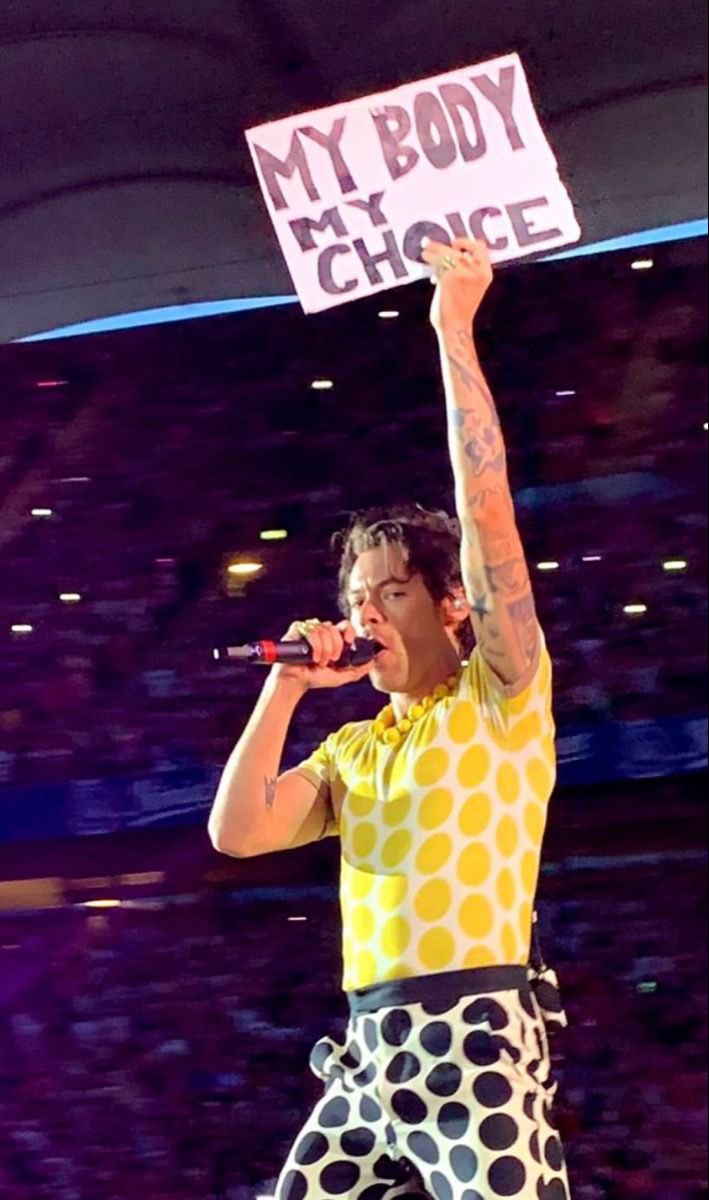 Harry has signed a full-page Planned Parenthood ad “I’m for Planned Parenthood” calling for support of the organisation’s initiatives in response to threats under President Trump that will be in The New York Times. He joins over 250 others such as Olivia Rodrigo, Pedro Pascal and