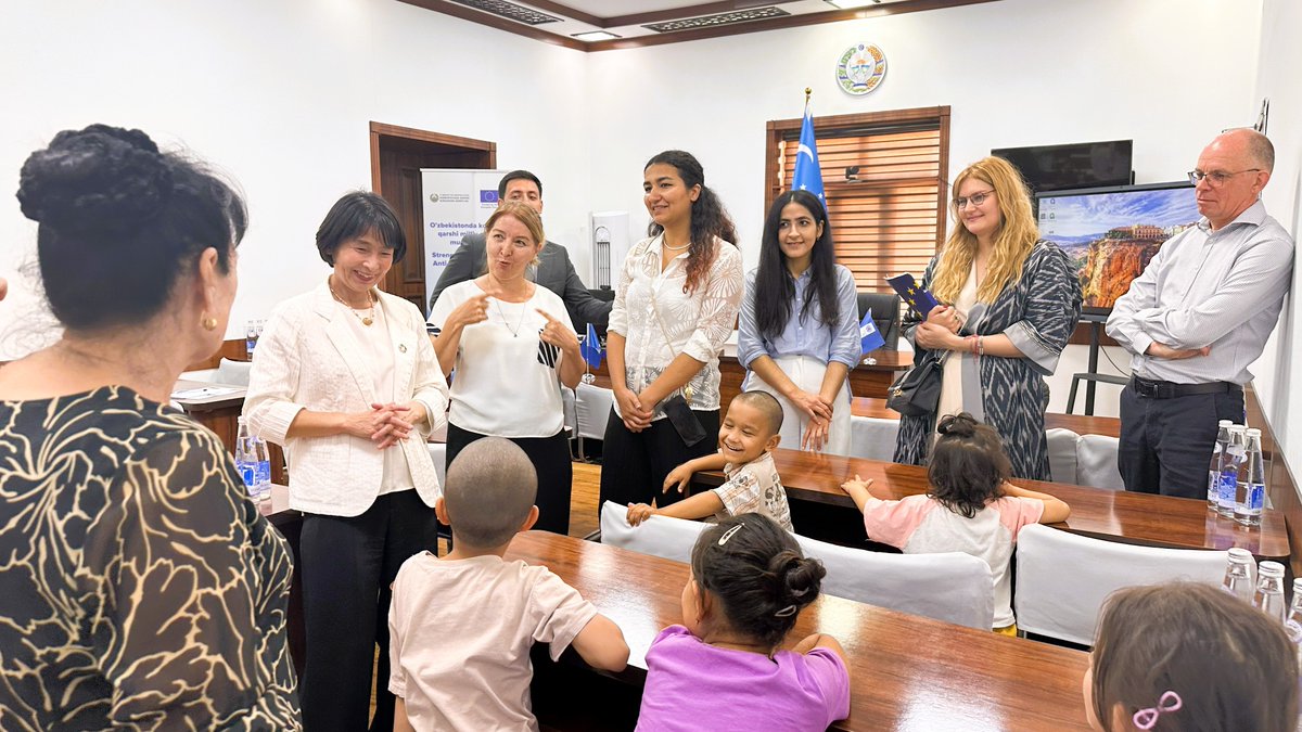 UNDP Uzbekistan 🇺🇿 (@undp_uzbekistan) on Twitter photo Let's mark our achievements enabled by a Low‑Value Grant to the Deaf Society in Bukhara thru our joint project w/<a href="/AntikorUz/">Anti-Corruption Agency of Uzbekistan</a> funded by <a href="/EU_Tashkent/">EU in UZBEKISTAN</a>:
✅ New anti‑corruption learning platform in sign language
✅ 50 key terms translated
✅ Trained 100+👫
✅ 4 community dialogues held Let's mark our achievements enabled by a Low‑Value Grant to the Deaf Society in Bukhara thru our joint project w/<a href="/AntikorUz/">Anti-Corruption Agency of Uzbekistan</a> funded by <a href="/EU_Tashkent/">EU in UZBEKISTAN</a>:
✅ New anti‑corruption learning platform in sign language
✅ 50 key terms translated
✅ Trained 100+👫
✅ 4 community dialogues held