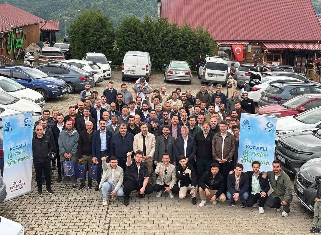 agdkoukom's tweet photo. 🚩2025 Yılı Mezunlar Buluşması programımızı gerçekleştirdik. Katılımlarından dolayı bütün mezunlarımıza teşekkür ederiz. https://t.co/siTsHXz2pY