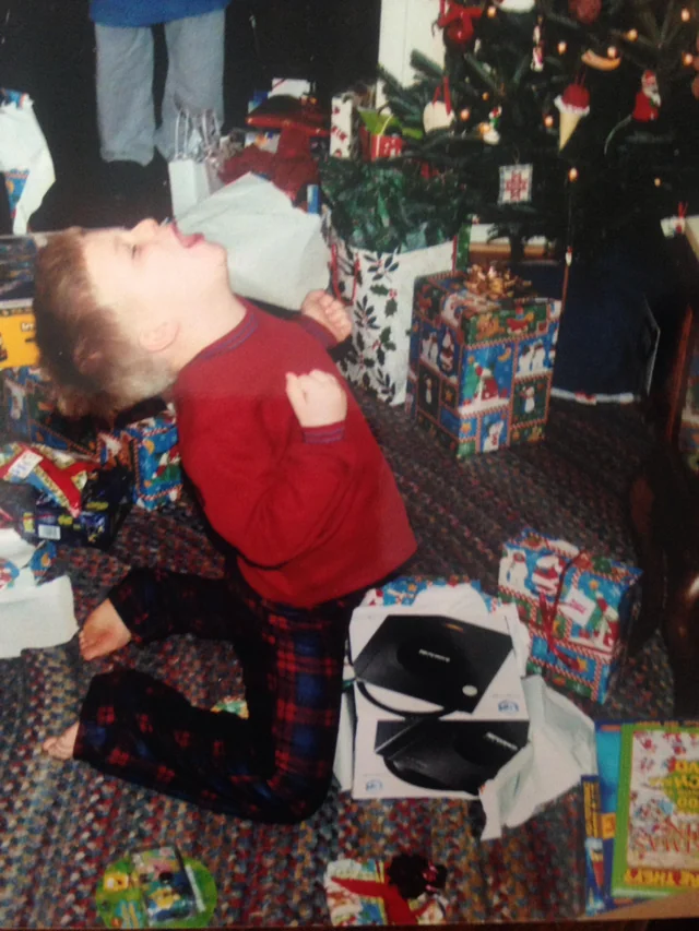 VideoGameHstry's tweet image. Nothing tops a new console on Christmas morning