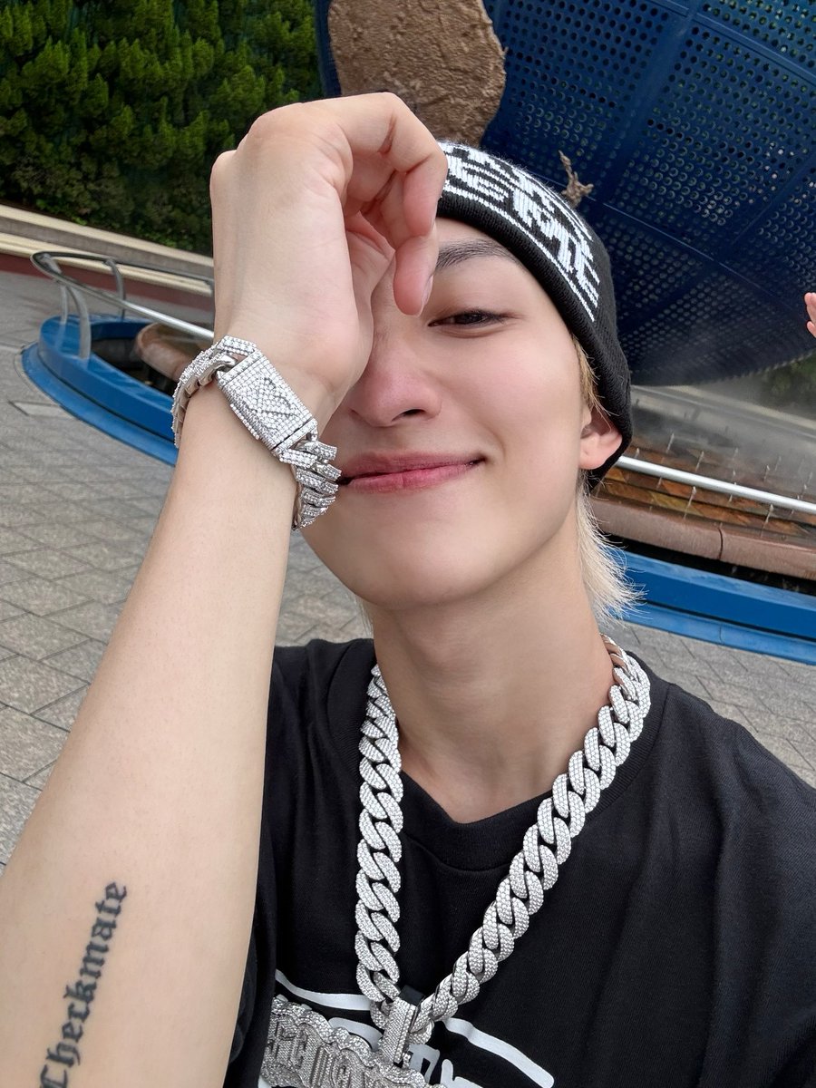 Noeul_lee6's tweet photo. ✔️ https://t.co/hreXShSTVz