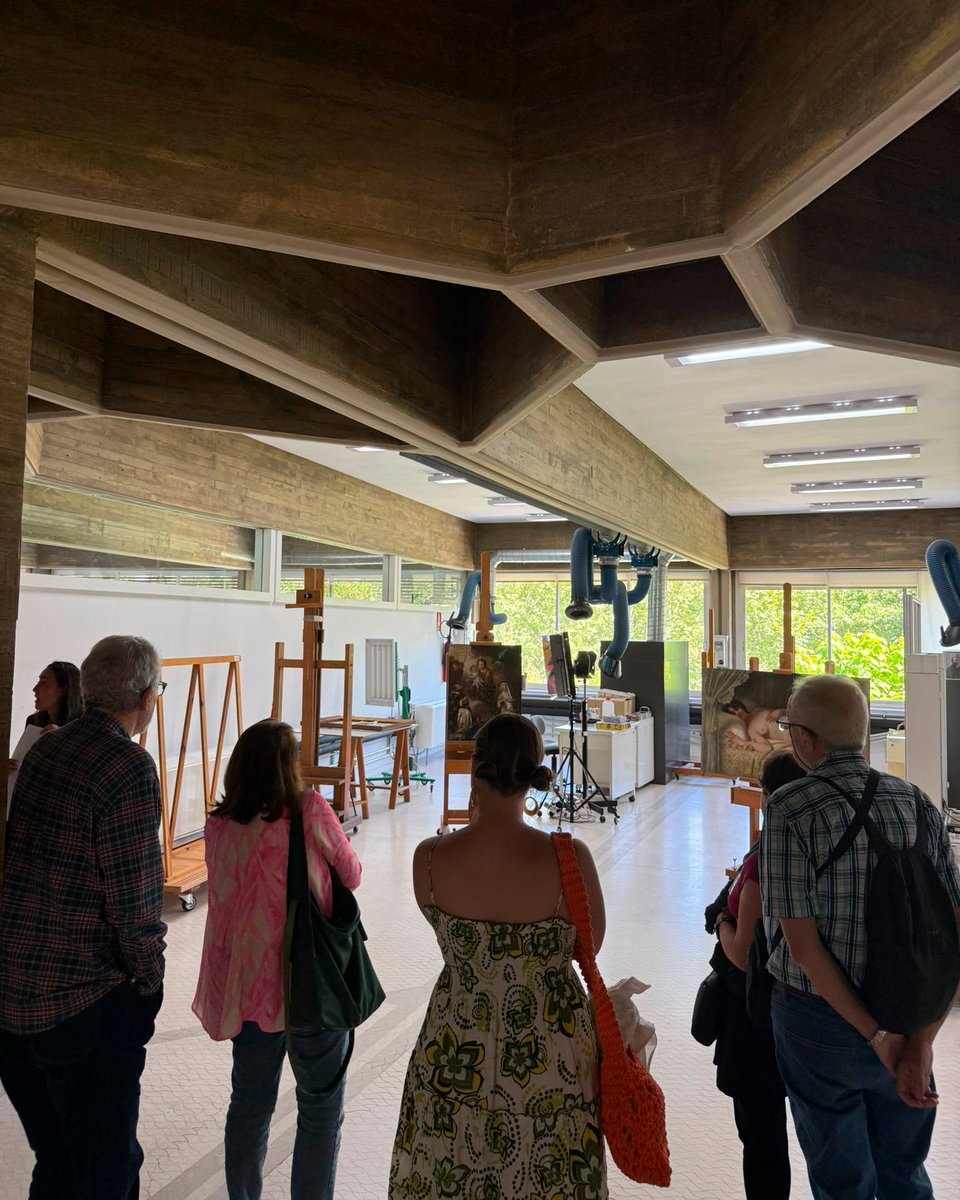 Hoy el IPCE ha abierto sus puertas con motivo del #DíaInternacionalDeLosMuseos. En esta visita extraordinaria, hemos recorrido nuestros talleres y compartido el trabajo que hacemos cada día para conservar el patrimonio. ¡Gracias por acompañarnos!