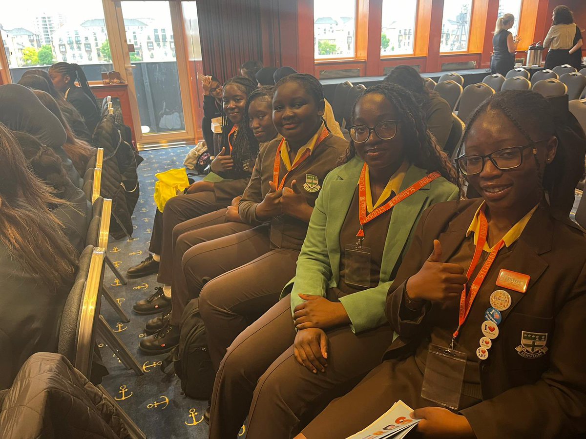 Today some of our fantastic year 9 students participated in the Women in Aviation Final against other Newham schools at the @Sunbornlondon. Congratulations to all involved! ✈️ 👏