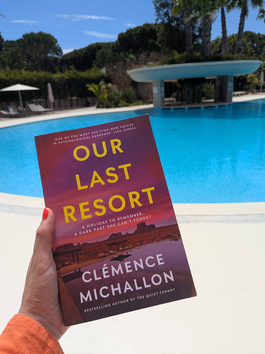 Elliott & Thompson (@eandtbooks) on Twitter photo We are thrilled to reveal the cover for #OurLastResort by <a href="/Clemence_Mcl/">Clémence Michallon</a>, the compulsive new psychological #thriller from the author of #TheQuietTenant!
Taut, gripping, and intense, this is a nail-biter that keeps you guessing until the final page…
🗓 Out 7 August
#BeachRead We are thrilled to reveal the cover for #OurLastResort by <a href="/Clemence_Mcl/">Clémence Michallon</a>, the compulsive new psychological #thriller from the author of #TheQuietTenant!
Taut, gripping, and intense, this is a nail-biter that keeps you guessing until the final page…
🗓 Out 7 August
#BeachRead