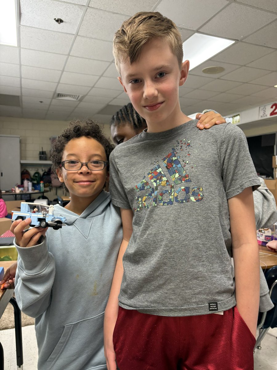 4th grade is having a blast !! #RNEGreatThings