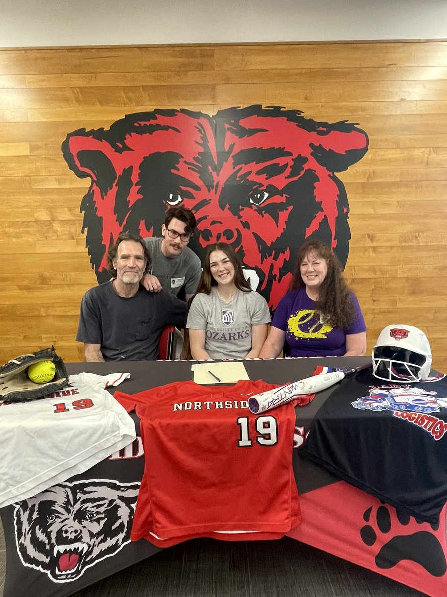NLB_Softball's tweet photo. Congratulations Eden! We are so proud of and for you. ❤️🐻🥎🦅 #NLBSoftball #FSPSAA https://t.co/WkJDGCkjop