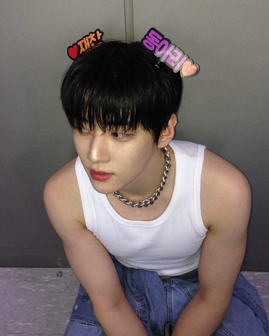 GeorgeH0103's tweet photo. 🎽

#재찬 #JAECHAN #宰燦 #ジェチャン
#JCFACTORY_vol2
#PosterBoy https://t.co/ie5t2Q21a1