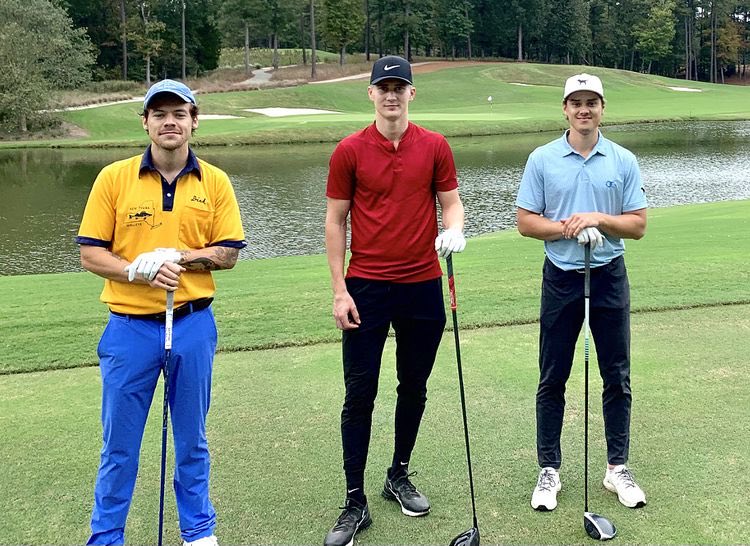 bellingh0m's tweet photo. AHO PLAYED GOLF WITH HARRY STYLES??????? I WAS NOT FAMILIAR https://t.co/tYlIMRY9k1