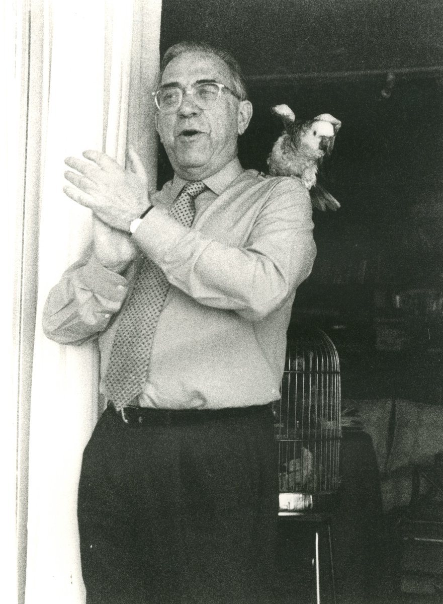 25 años sin ti, pero con tu maravilloso legado.

21 mayo 2000 - 21 mayo 2025
#RafaelPérezEstrada