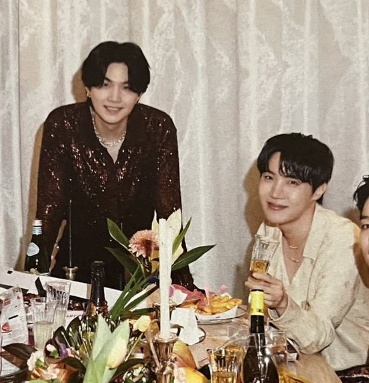 PP_Renki_e's tweet photo. First date Get married
#sope #gahope #ก้าโฮป https://t.co/oS0EGKzxJk