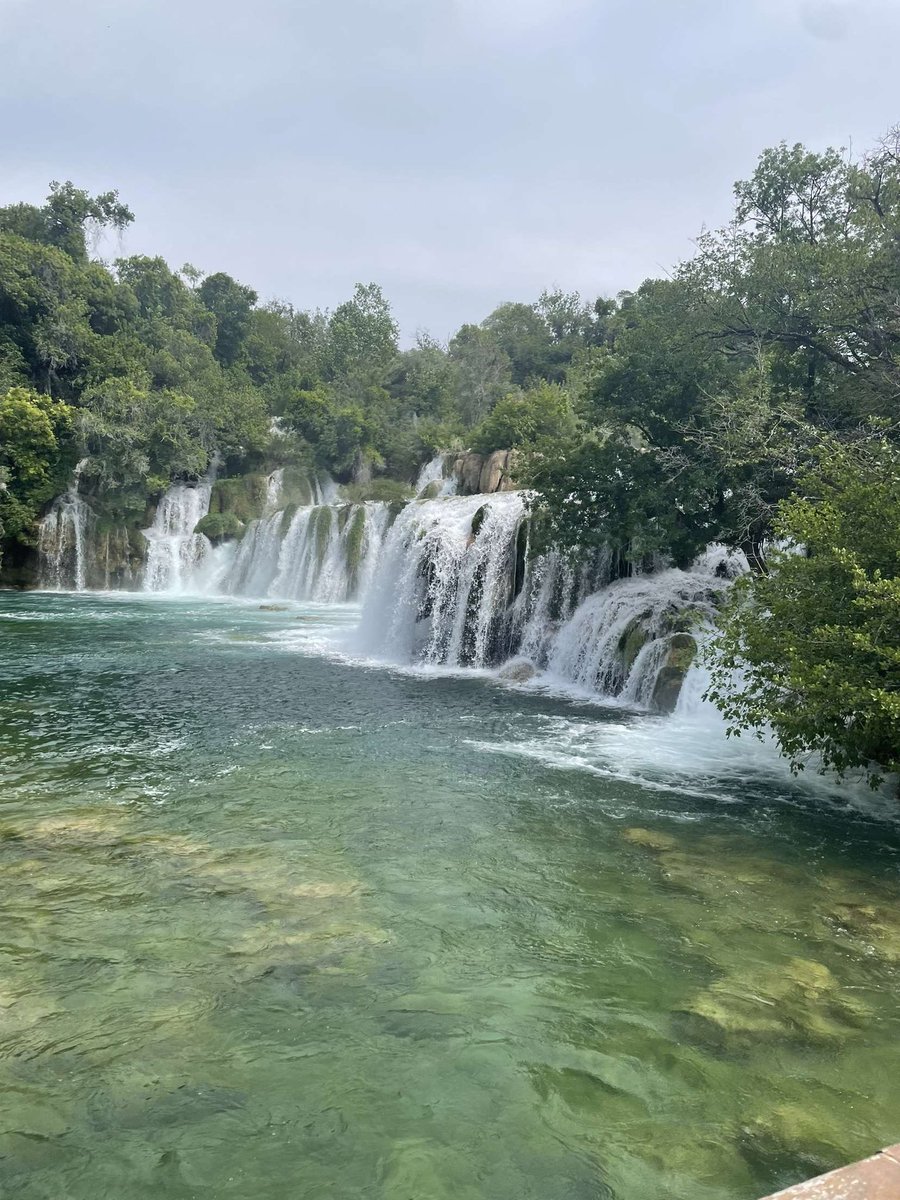 Back from a boys trip to Croatia, was a lot of fun 🫶

Back to normal response time and always looking to buy skins for up to 94% UU