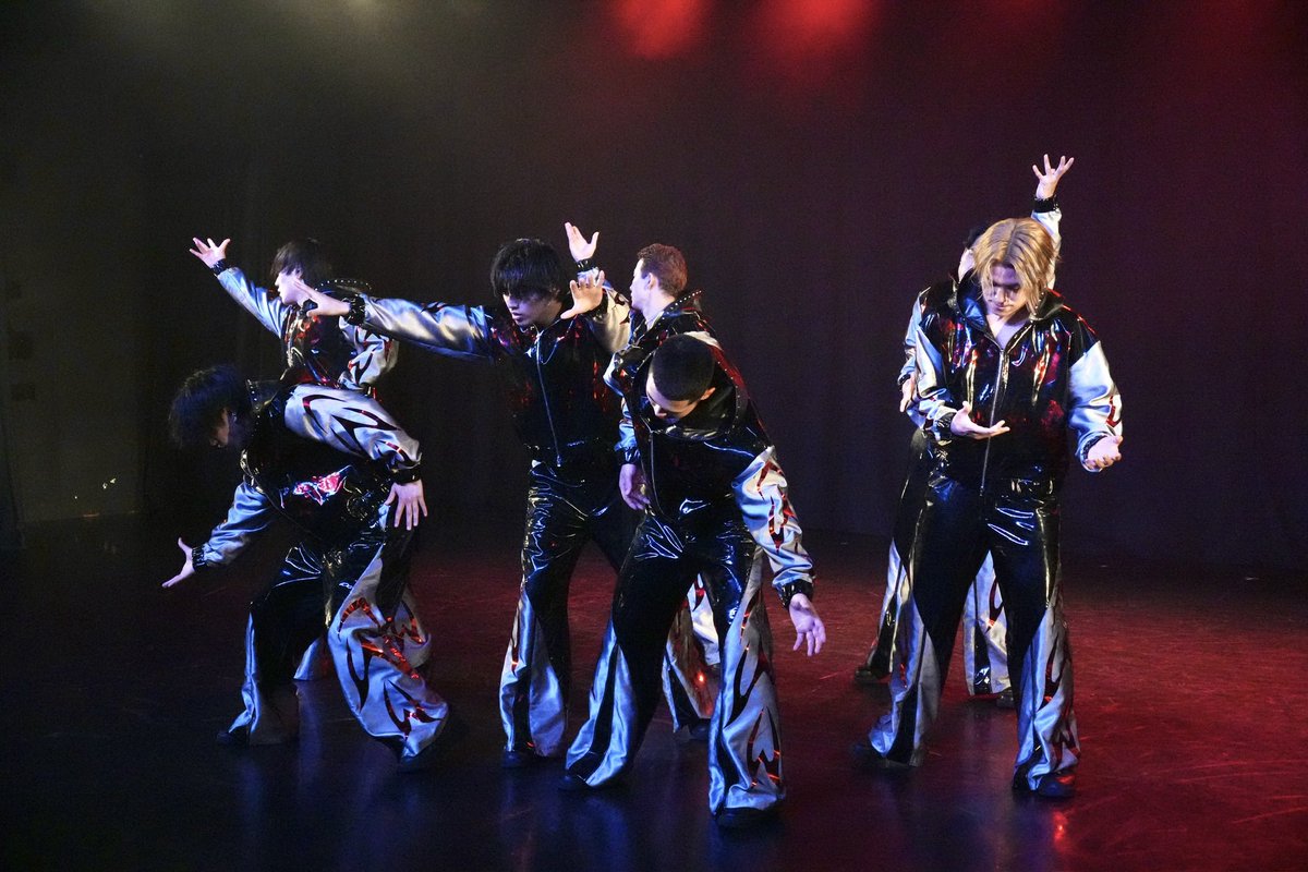 tjbb_'s tweet image. ［#オフジェット］

OZworld 'Gear 5 SO-SO Remix ' 
-Dance Cover- THE JET BOY BANGERZ
 (THE DANCE DAY ver.)

Behind the Scenes🎬
📍 instagram.com/reel/DJ6W0y3Jk…
📍 vt.tiktok.com/ZShG6d6BD/

#HINATA 、飛んだね🪽🦅

#これがTJBBです #TJBB #THEJETBOYBANGERZ #OFFJET 

#OZworld #SOSO #Gear5