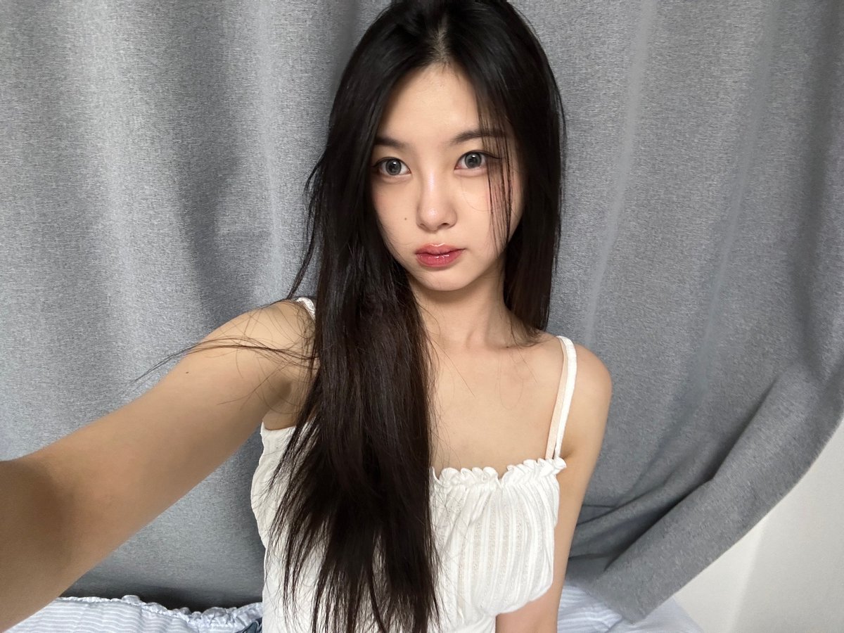 dayeonbbl tweet picture