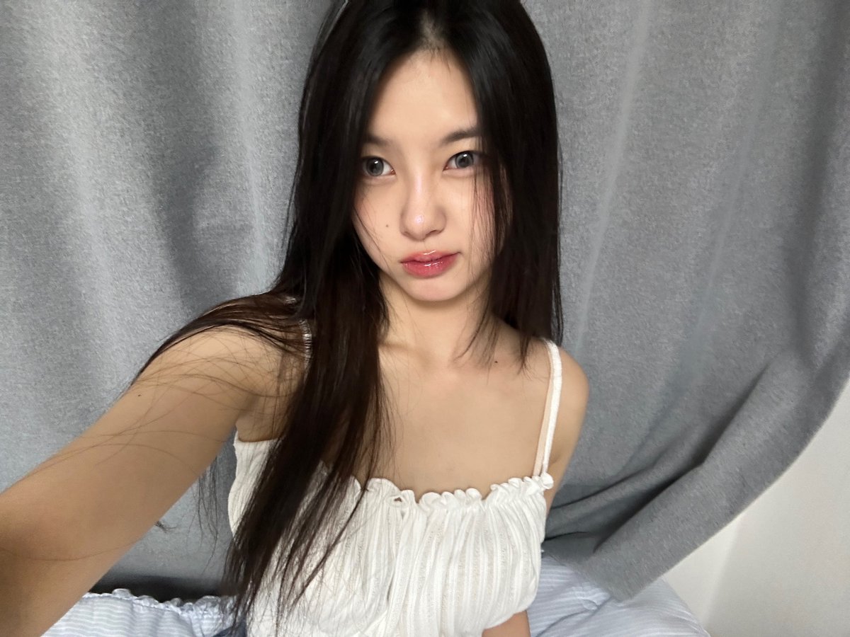 dayeonbbl tweet picture