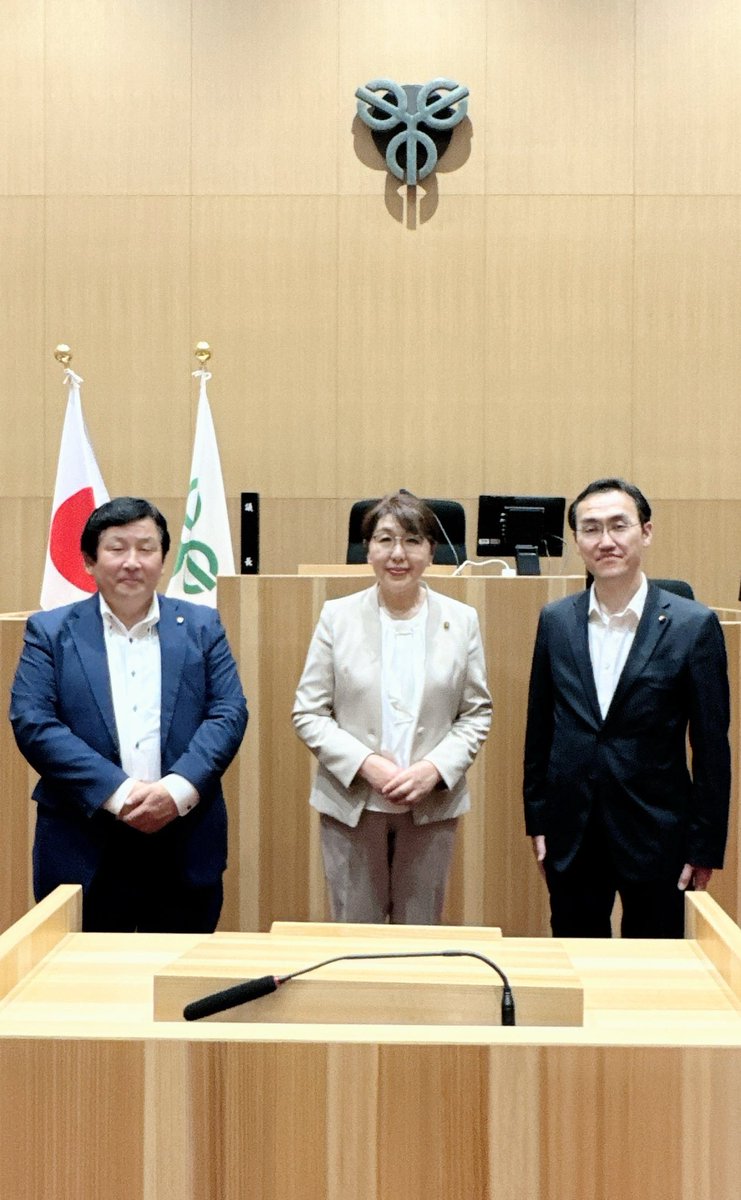 echikoiga's tweet image. 今日は日本語指導を必要とする児童・生徒への支援や外国成人向けの相談対応事業等について…同僚の大泉議員と共に草加市 #行政視察 へ🚙💨

午前中は教育委員会の #SOKAいっぽ 事業について→午後は国際相談センターの #相談コーナー について。

各職員の皆様、公明会派の #金井市議 へ心から感謝❣️