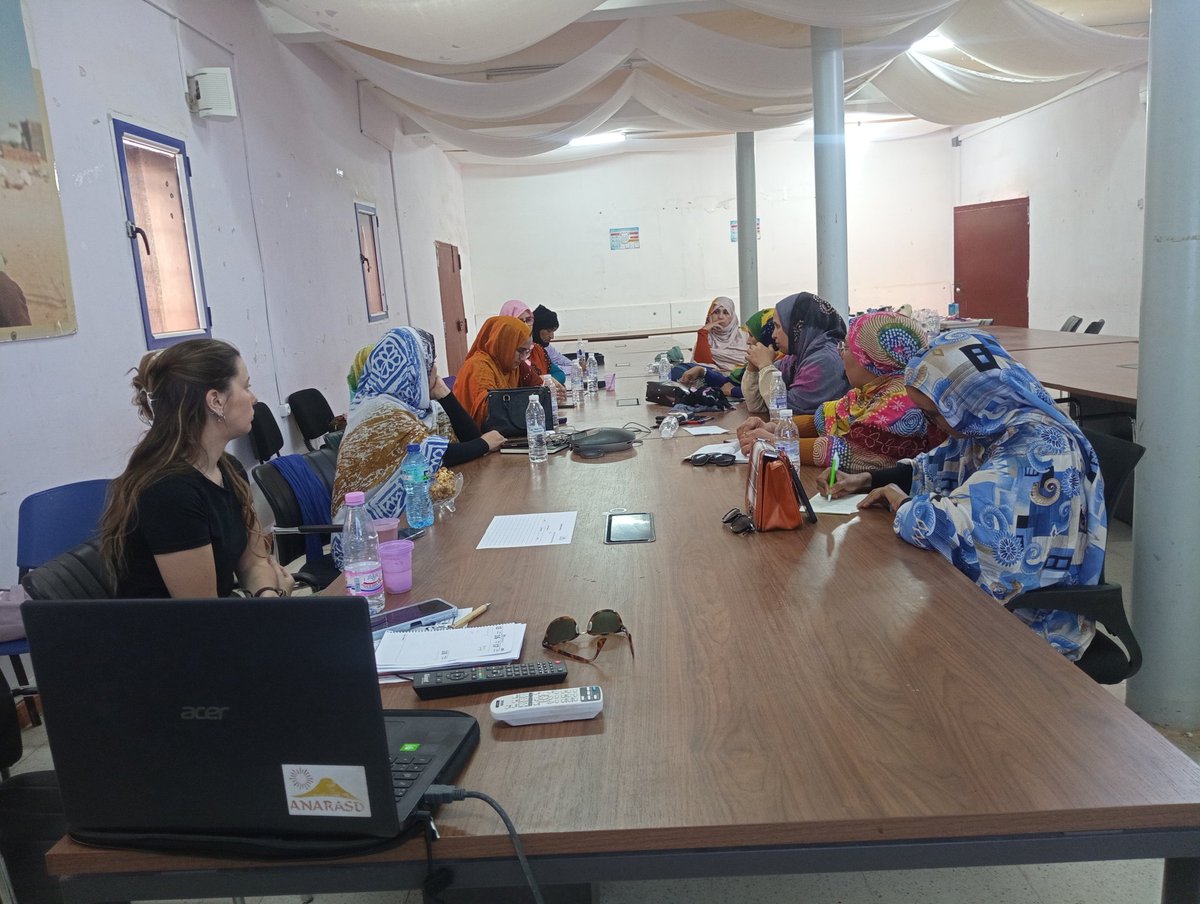 Está semana el equipo de psicologas y psicólogo del MSP han recibido una formación sobre patologías hipocondriacas impartida por la Comisión de salud mental. 

ANARASD por un Sahara Libre/Sahara Aske!!!🇪🇭