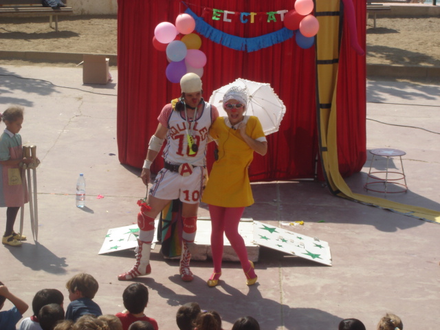 Montgat's tweet photo. 🎪Vols formar part del documental “25 anys de CurtCirckit”?
Omple el formulari: https://t.co/w9u2Y5vwZI
@curtcirckit #25nysdecurtcirckit #documental #25anys #festivaldecirc #montgat #curtcirckit25 #circcontemporani #videohomenatge https://t.co/bHiTcLNWNP