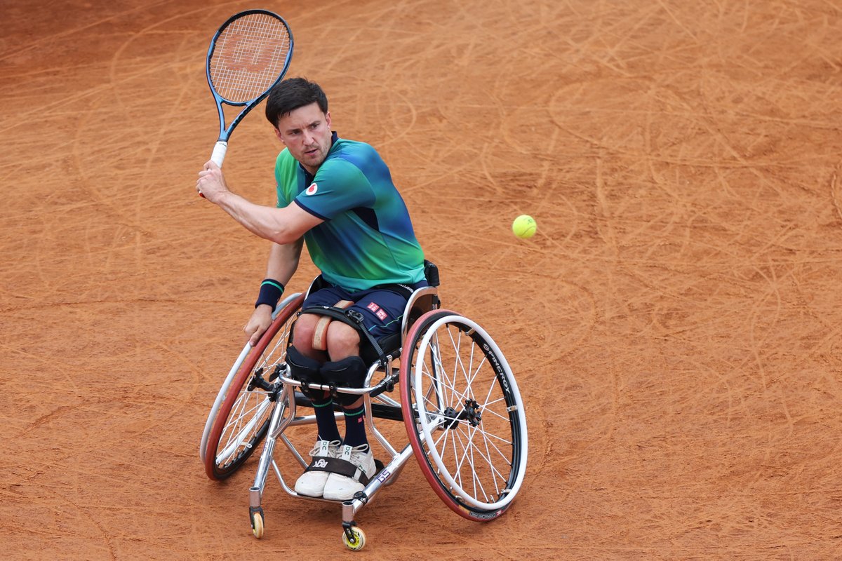 Wheelchair Tennis (LTA) (@wchairtennisgb) on Twitter photo πΊ Watch live now or on replay... <a href="/GordonReid91/">Gordon Reid</a> in first round action at this week's ITF 1 Series Barcelona Open...
Gordon Reid v Ruben Spaargaren (NED) here π bit.ly/436NTbf (Match 3)
#BackTheBrits π¬π§ | #wheelchairtennis πΊ Watch live now or on replay... <a href="/GordonReid91/">Gordon Reid</a> in first round action at this week's ITF 1 Series Barcelona Open...
Gordon Reid v Ruben Spaargaren (NED) here π bit.ly/436NTbf (Match 3)
#BackTheBrits π¬π§ | #wheelchairtennis