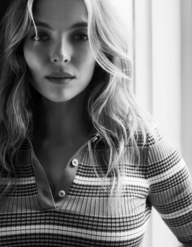 rvdlovess's tweet photo. this genuinely may be one of her best photoshoots omfg https://t.co/f7fkgaljTY