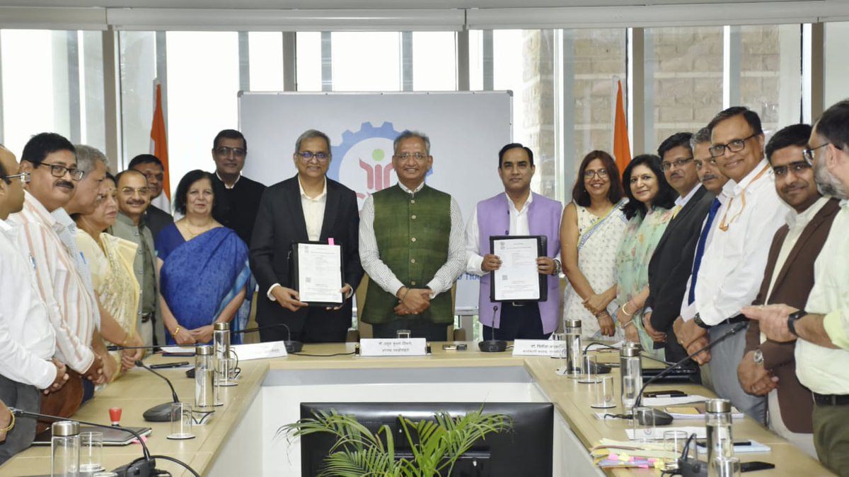 NCVETIndia's tweet photo. NCVET grants recognition as an Awarding Body (Dual) to  Skill Development Network (SDN) through the signing of  agreement on 21st May, 2025. With this recognition, SDN as an AB (Dual) will be eligible to award, assess and certify the learners for its NSQF-aligned, approved or adopted qualifications.
#NCVET #SkillDevelopment #Entrepreneurship
@MSDESkillIndia @PIB_India @PIBMSDE @AIRNewsHindi @airnewsalerts @DDNewslive @neena_pahuja @PurnenduKant @ItsGunjanC