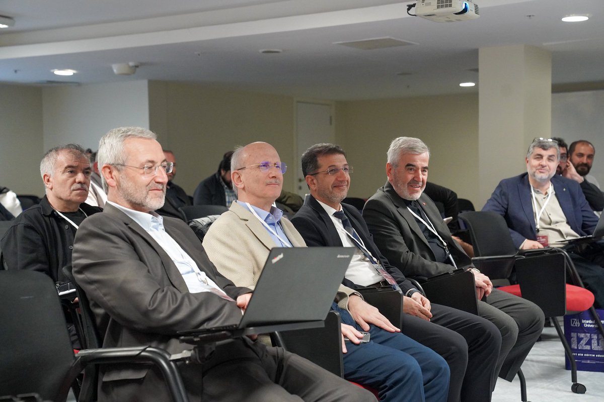 tasavvufmerkezi's tweet photo. İstanbul Sabahattin Zaim Üniversitesi ev sahipliğinde, Tasavvuf Araştırmaları Merkezi İSTAM’ın düzenlemiş olduğu Tasavvuf Anabilim Dalı Koordinasyon Toplantısı gerçekleştirildi.
#izü #istam #tasavvuf https://t.co/USqrarkHmX