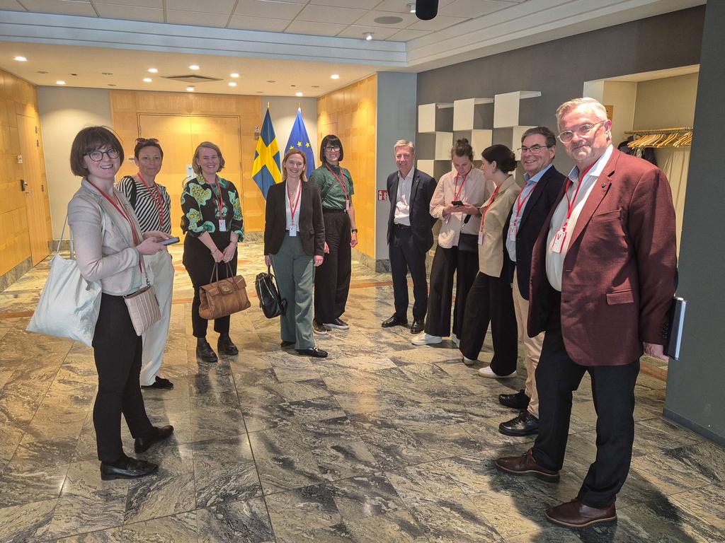 Christian Ardhe tweet media