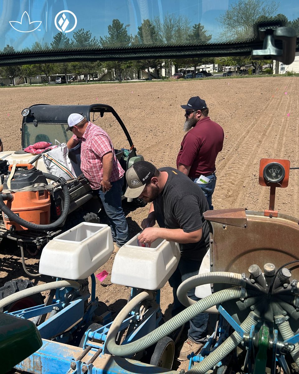 POV: It's corn planting season 😍🌽

CSI Breckenridge farm planting SGS corn hybrid trial a few weeks ago in📍Twin Falls, ID! 

Learn more about INNVICTIS SEED SOLUTIONS® at 🔗 ow.ly/506150VOO0R