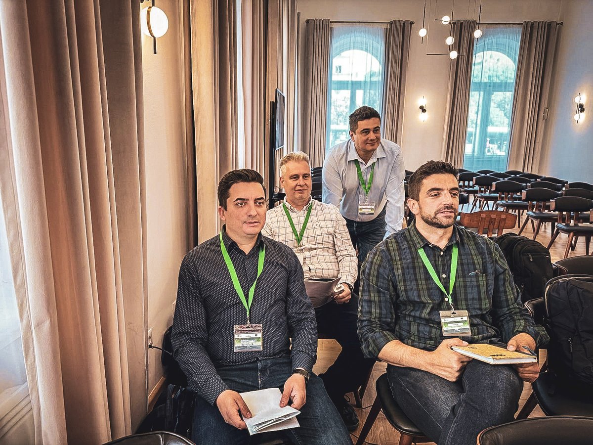 RNP_Romsilva's tweet photo. Romsilva participă activ la întâlnirea anuală a partenerilor #Small4Good, proiect european pentru management forestier durabil.
#Brașov, 19–21 mai. Soluții pentru biodiversitate, #PES, #AI și bioeconomie.🇷🇴 Reprezentanți: Marius Răcilă & Robert Pache – ingineri silvici @Romsilva https://t.co/DT31n0M7VV