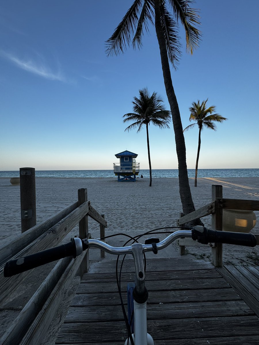 SoyerOzan's tweet photo. It was great to present at @SocietyGIM 2025 Conference in South Florida 🏝️Grateful for the chance to share my work and connect with so many inspiring people https://t.co/diZ5l4WojR