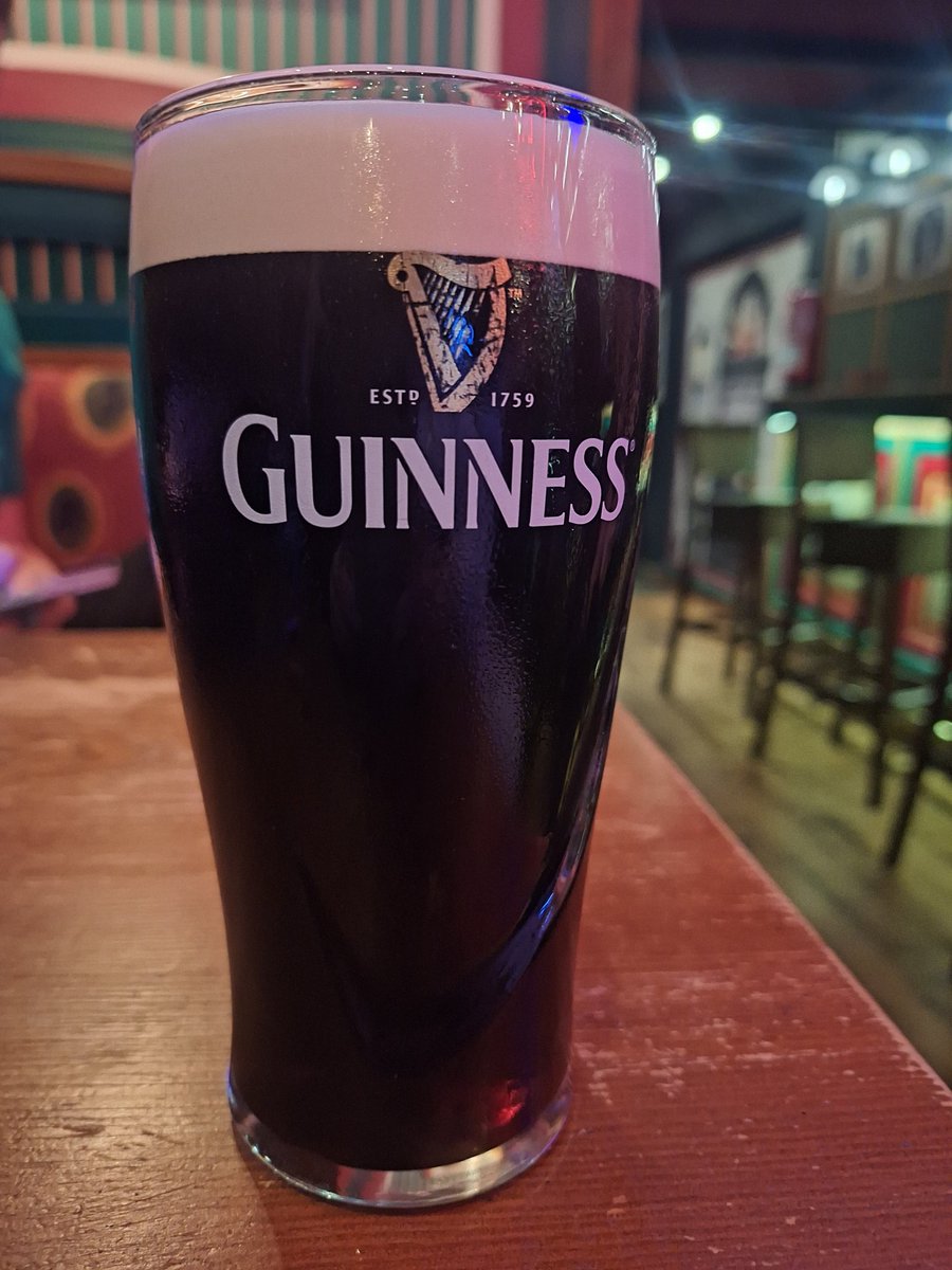 Pilar Rangel (@pilarrangel69) on Twitter photo #SacamosLaUniversidadALosBares
DAR LAS GRACIAS Y FELICITAR a <a href="/pintofscienceSG/">Pint of Science SG</a> por llevar el conocimiento y sacar un trocito de Universidad a los Bares !!! Me lo he pasado genial!!!
Ayer hablé un poquito de Terrorismo Internacional.
Gracias a todo el equipo de #PintMalaga2025 #SacamosLaUniversidadALosBares
DAR LAS GRACIAS Y FELICITAR a <a href="/pintofscienceSG/">Pint of Science SG</a> por llevar el conocimiento y sacar un trocito de Universidad a los Bares !!! Me lo he pasado genial!!!
Ayer hablé un poquito de Terrorismo Internacional.
Gracias a todo el equipo de #PintMalaga2025