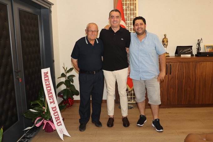 Aydın Kasaplar Eski Muhtar Mehmet Duru’yu Ziyaret Etti