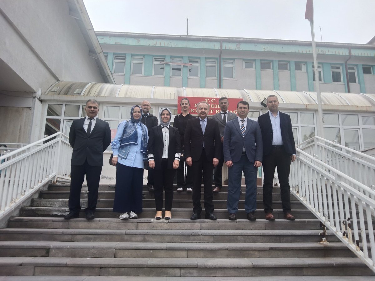 konyailnufus's tweet photo. İl Müdürümüz Sayın Orhan Arslan, rutin ilçe ziyaretleri kapsamında Beyşehir, Derebucak, Çeltik  ve Yunak ilçe nüfus müdürlüklerini ziyaret ederek, personel ile bir araya geldi.

#HayatınızınHerAnında 
#İyikiNüfusçuyuz

@AliYerlikaya
@ITasyapan
@TCKonyaValiligi
@OrhanArslan1963 https://t.co/8tUKGHBCfM