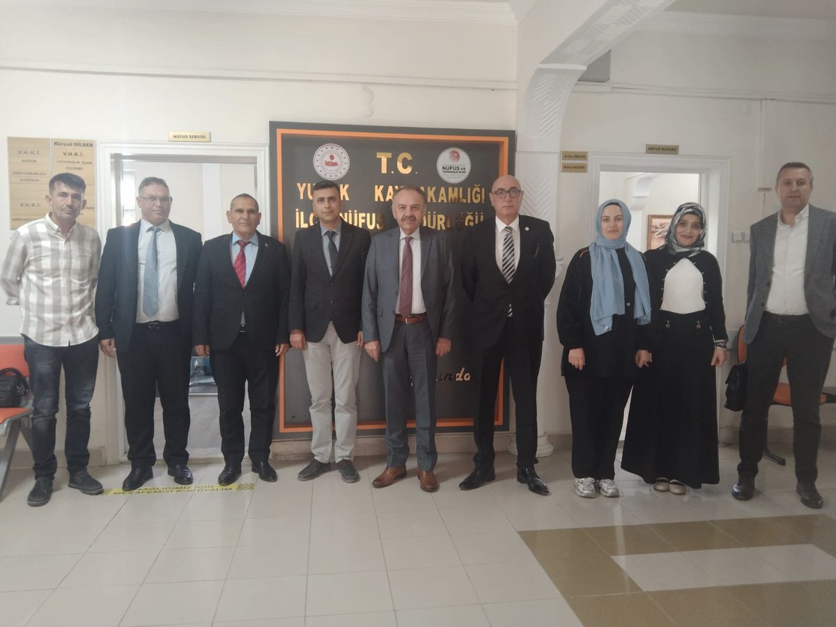 konyailnufus's tweet photo. İl Müdürümüz Sayın Orhan Arslan, rutin ilçe ziyaretleri kapsamında Beyşehir, Derebucak, Çeltik  ve Yunak ilçe nüfus müdürlüklerini ziyaret ederek, personel ile bir araya geldi.

#HayatınızınHerAnında 
#İyikiNüfusçuyuz

@AliYerlikaya
@ITasyapan
@TCKonyaValiligi
@OrhanArslan1963 https://t.co/8tUKGHBCfM