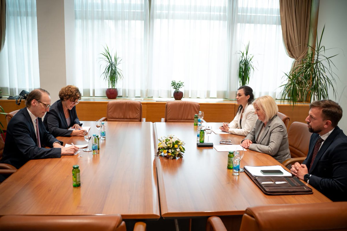 Borjana Krišto (@kristoborjana) on Twitter photo Pleasure to host Austrian Ambassador Georg Diwald in Sarajevo on his introductory visit. Once again, we reaffirmed the 🇦🇹-🇧🇦 partnership and expressed gratitude for Austria’s steadfast support of BiH’s EU accession process and close cooperation. <a href="/MFA_Austria/">MFA Austria</a> Pleasure to host Austrian Ambassador Georg Diwald in Sarajevo on his introductory visit. Once again, we reaffirmed the 🇦🇹-🇧🇦 partnership and expressed gratitude for Austria’s steadfast support of BiH’s EU accession process and close cooperation. <a href="/MFA_Austria/">MFA Austria</a>