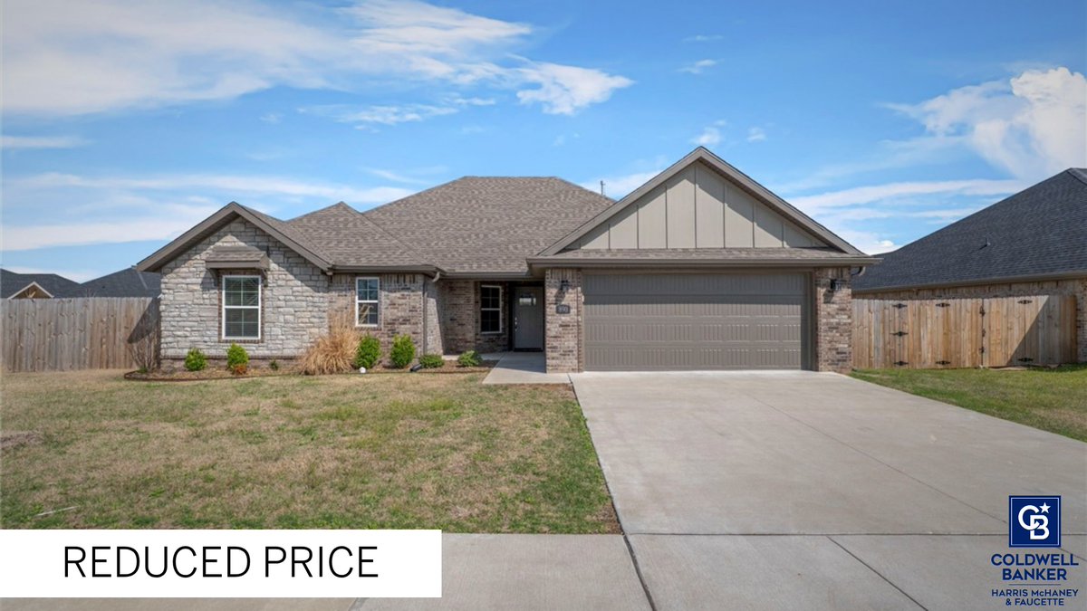 TashaYReal's tweet photo. 📍 Reduced Price 📍 This recently reduced home at 890 Fair Oaks Street in Tontitown won't last long, so, don't wait to set up a showing! Reach out here or at (479) 715-7045 for more information!

★★Let's Dream Together! Call, text ... https://t.co/P9QVz3iLsN https://t.co/A2XNn7wHmp
