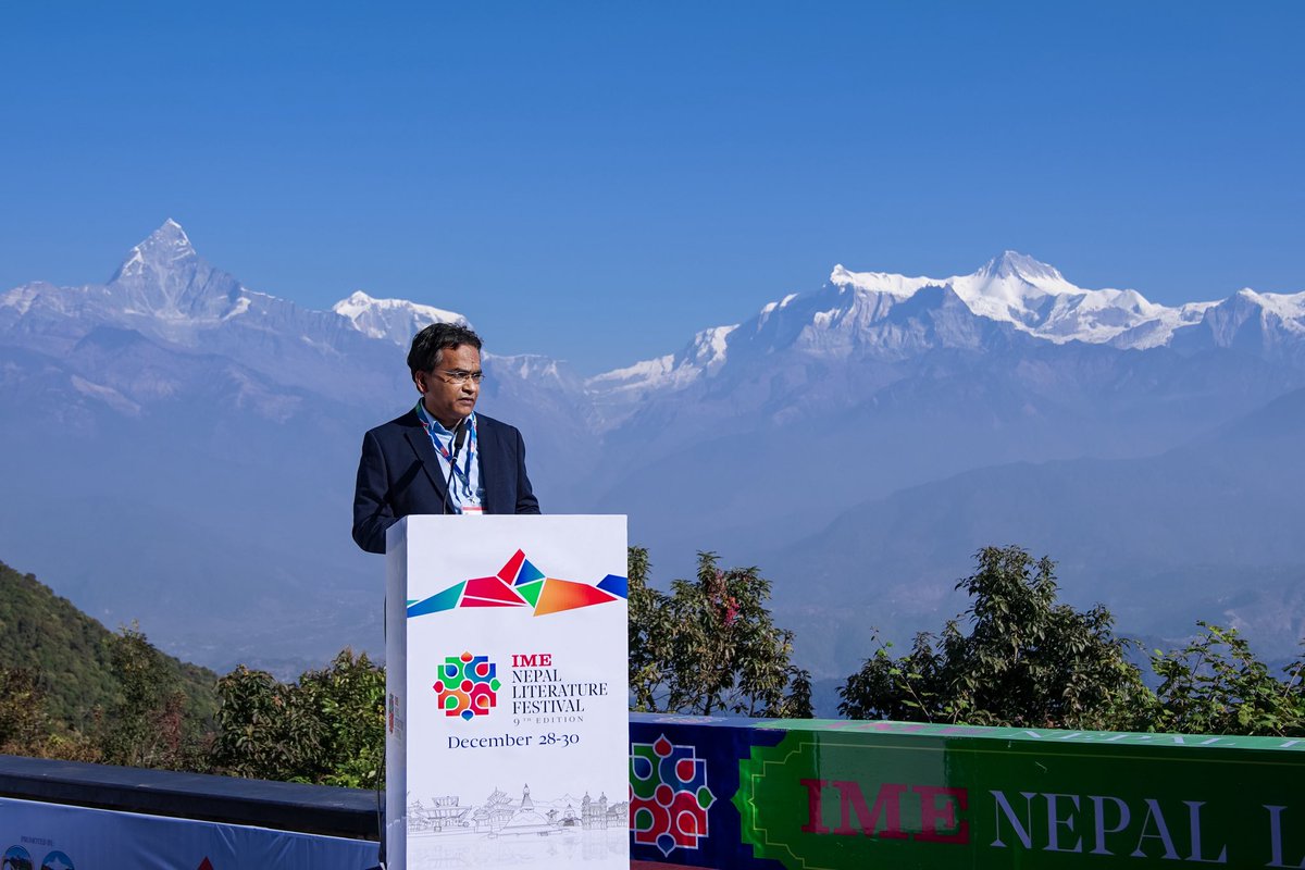 सन् २०२० मा आयोजित नेपाल लिटरेचर फेस्टिभलको नवौं संस्करणलाई विद्वत्प्रवचनद्वारा सुशोभित गर्नुभएका डा. विश्व पौडेल नेपाल राष्ट्र बैङ्कको गभर्नर नियुक्त हुनुभएकामा हार्दिक बधाई एवम् सफलताको शुभकामना व्यक्त गर्न चाहन्छौं ।
#congratulations #18thgovernor #nepalrastrabank