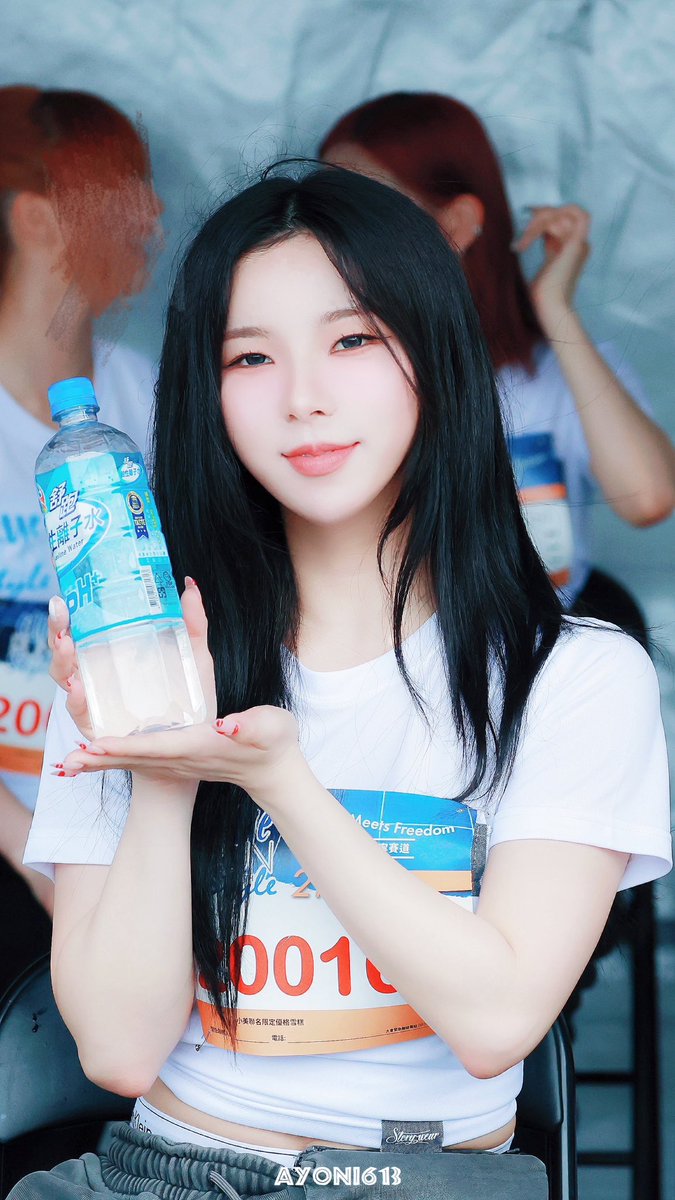 ayoni613 tweet media