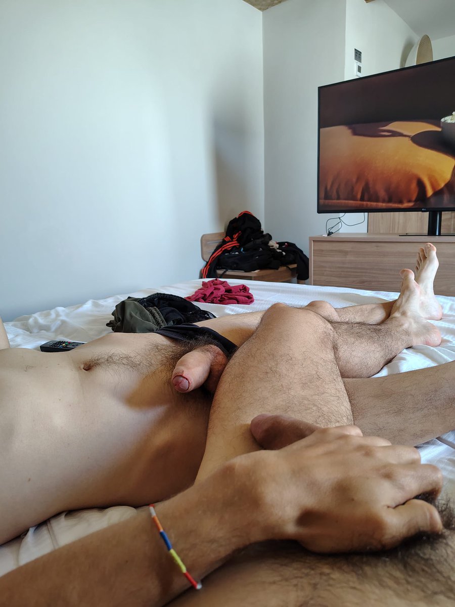 pareja3041's tweet photo. De vacaciones https://t.co/jtN2gQDCz4